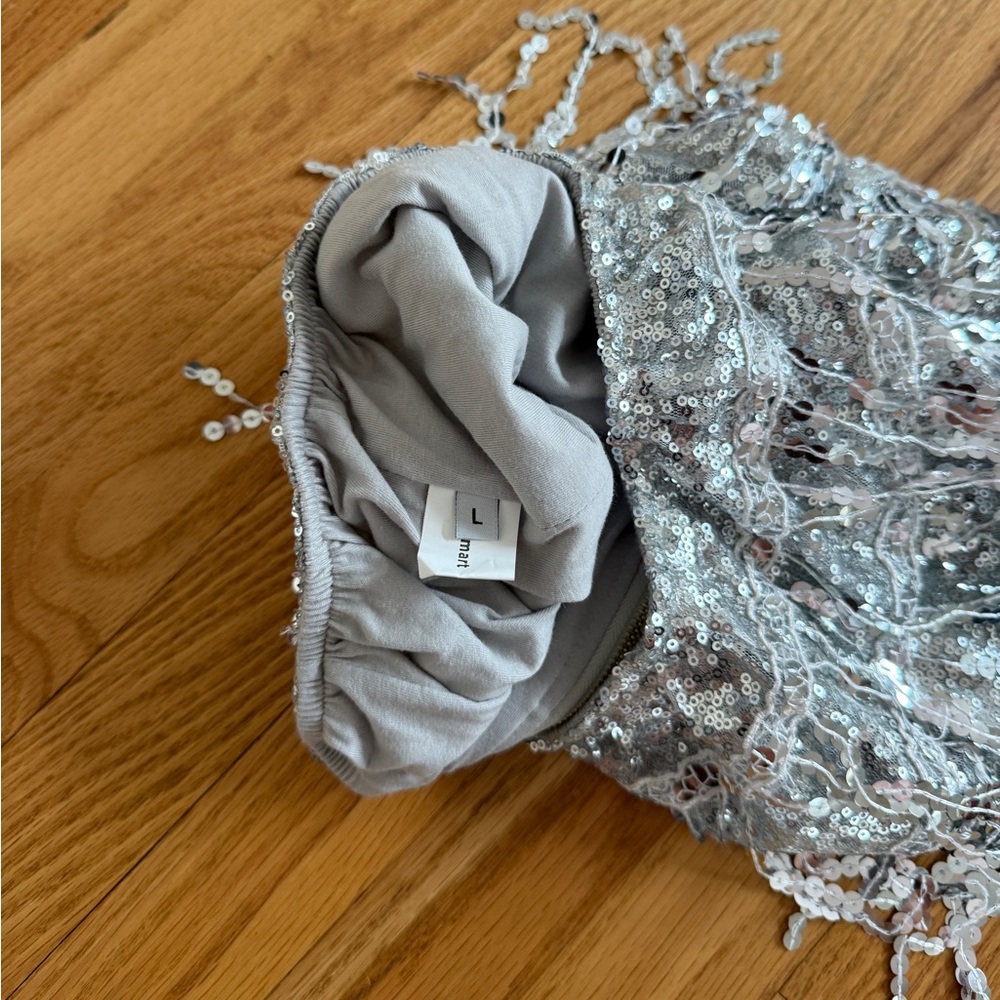 Silver sequin hot shorts glitter - Picture 2 of 3